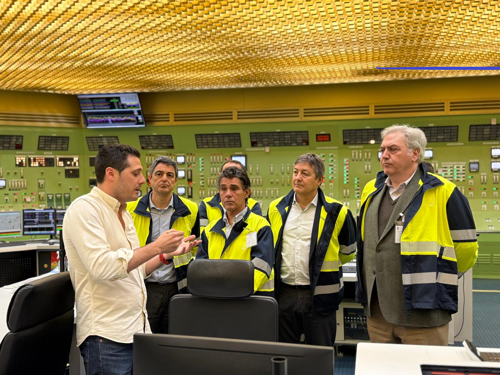 Almaraz PHOTO 2025 04 10 19 43 50 002.jpg